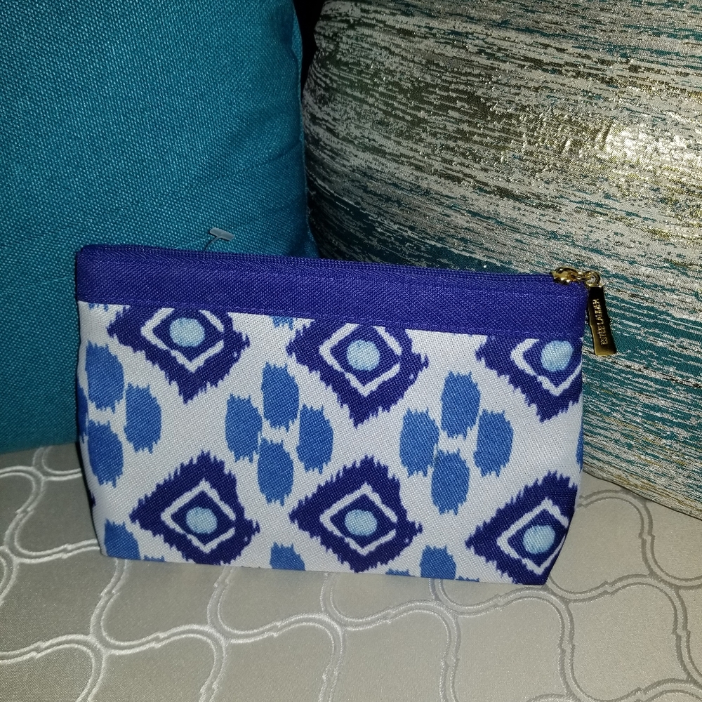 FREE WITH ANY PURCHASE Estee Lauder Makeup Case
